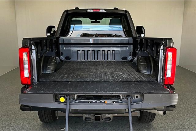 Used 2023 Ford F250 XL w/ Snow Plow Prep Package AWD/4WD image 7