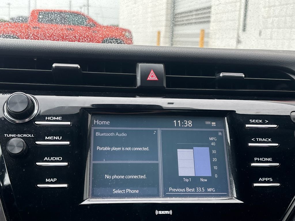 Used 2020 Toyota Camry LE FWD image 11