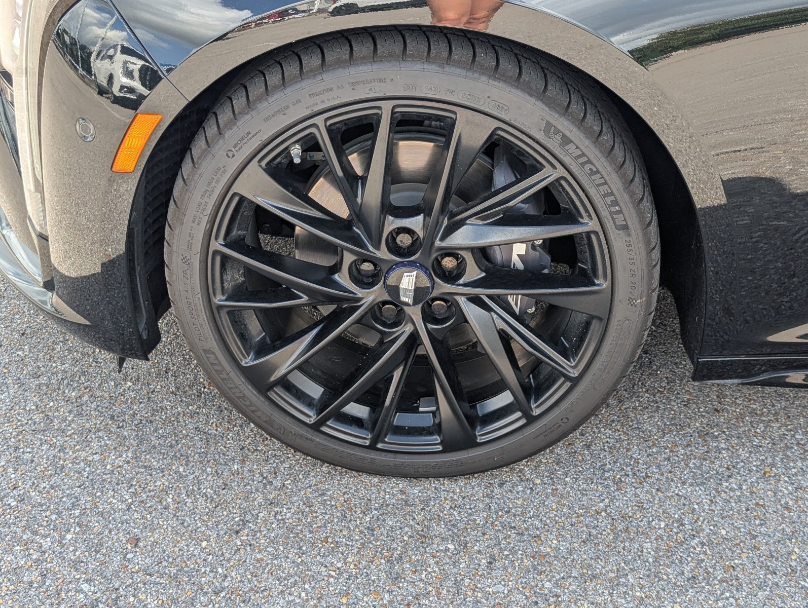 Certified 2025 Cadillac CT5 V w/ LPO, Blue Accent Package RWD image 11