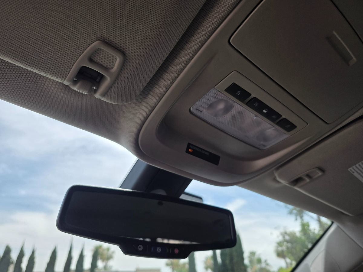 Used 2017 GMC Canyon Denali image 39