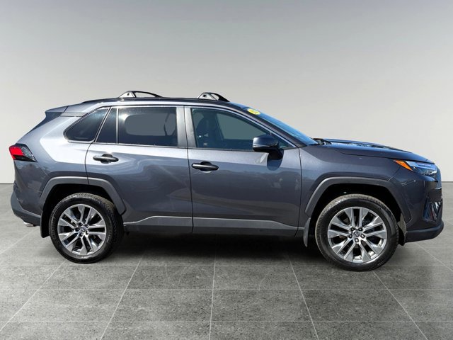 Used 2023 Toyota RAV4 XLE Premium AWD/4WD image 6