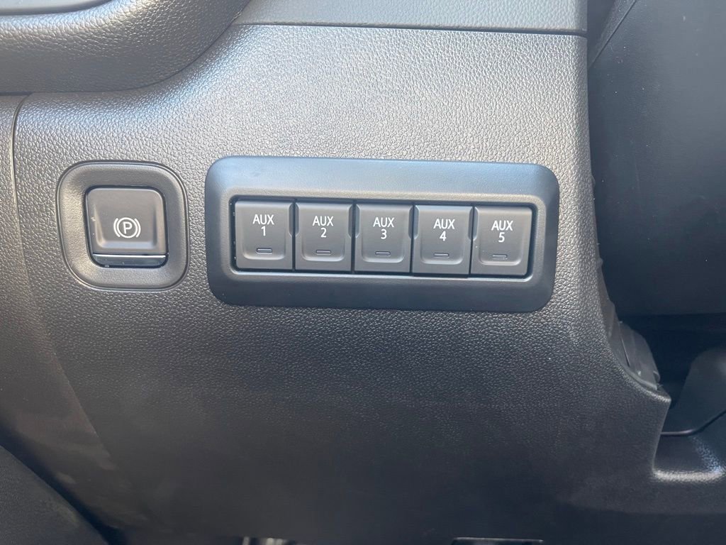 New 2026 Chevrolet Silverado 3500 W/T w/ WT Convenience Package AWD/4WD image 14