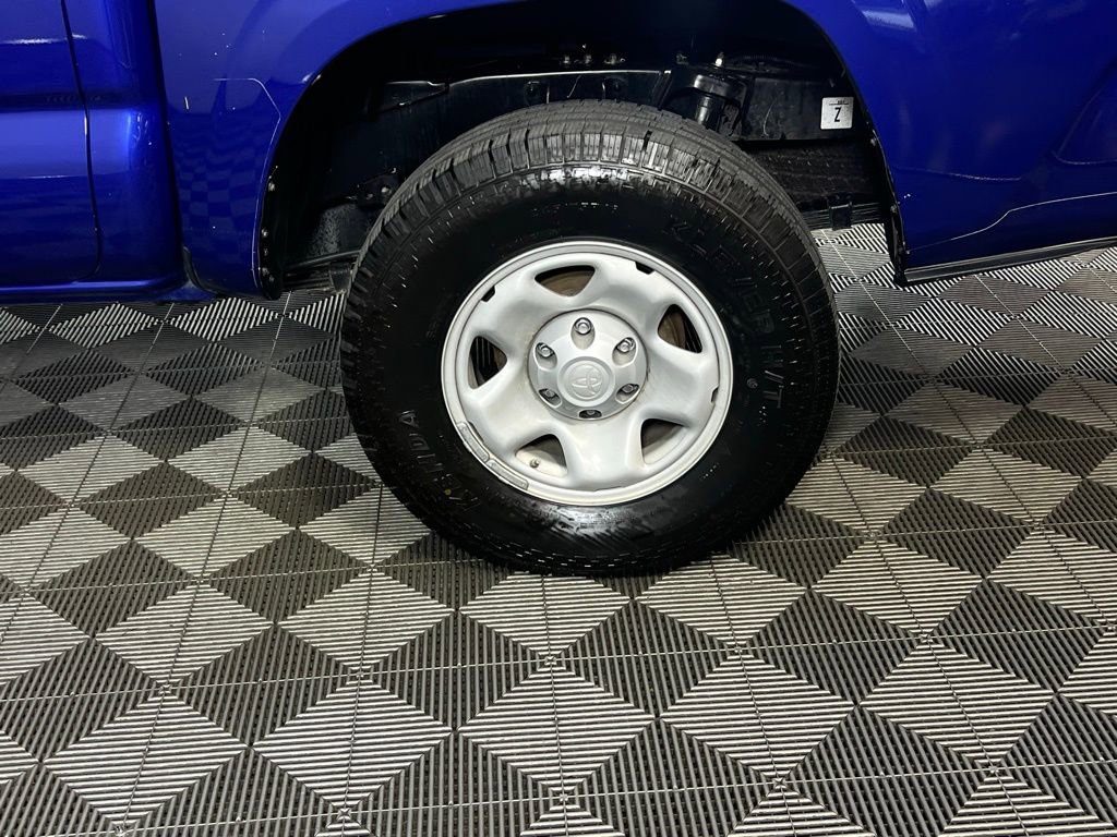 Used 2023 Toyota Tacoma SR image 12