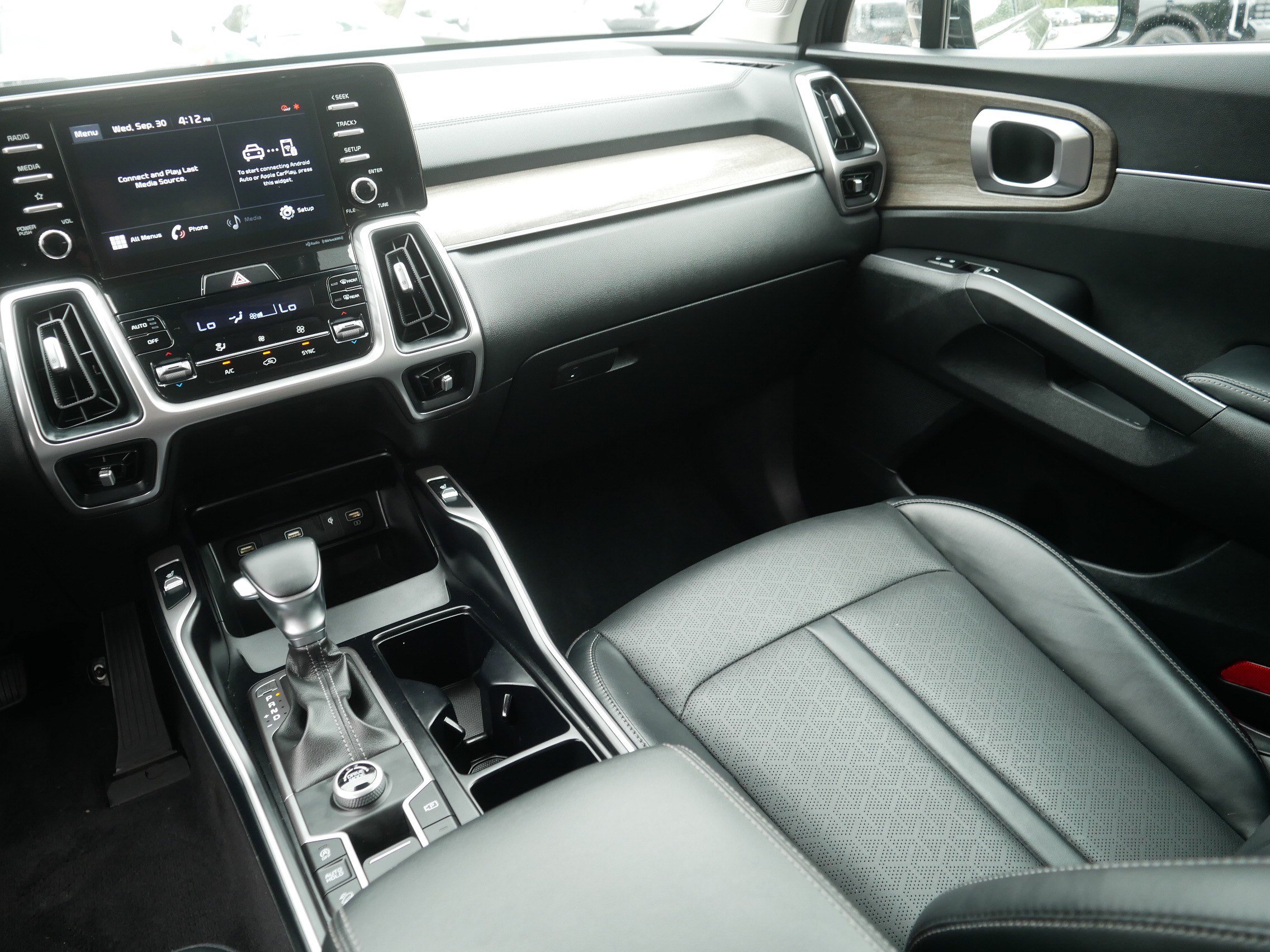 Certified 2021 Kia Sorento EX FWD image 11