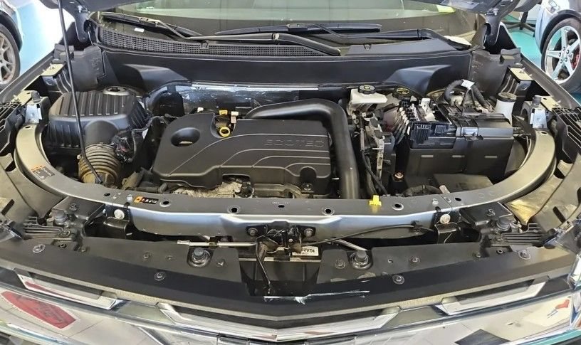 Used 2025 Chevrolet Equinox LT FWD image 17