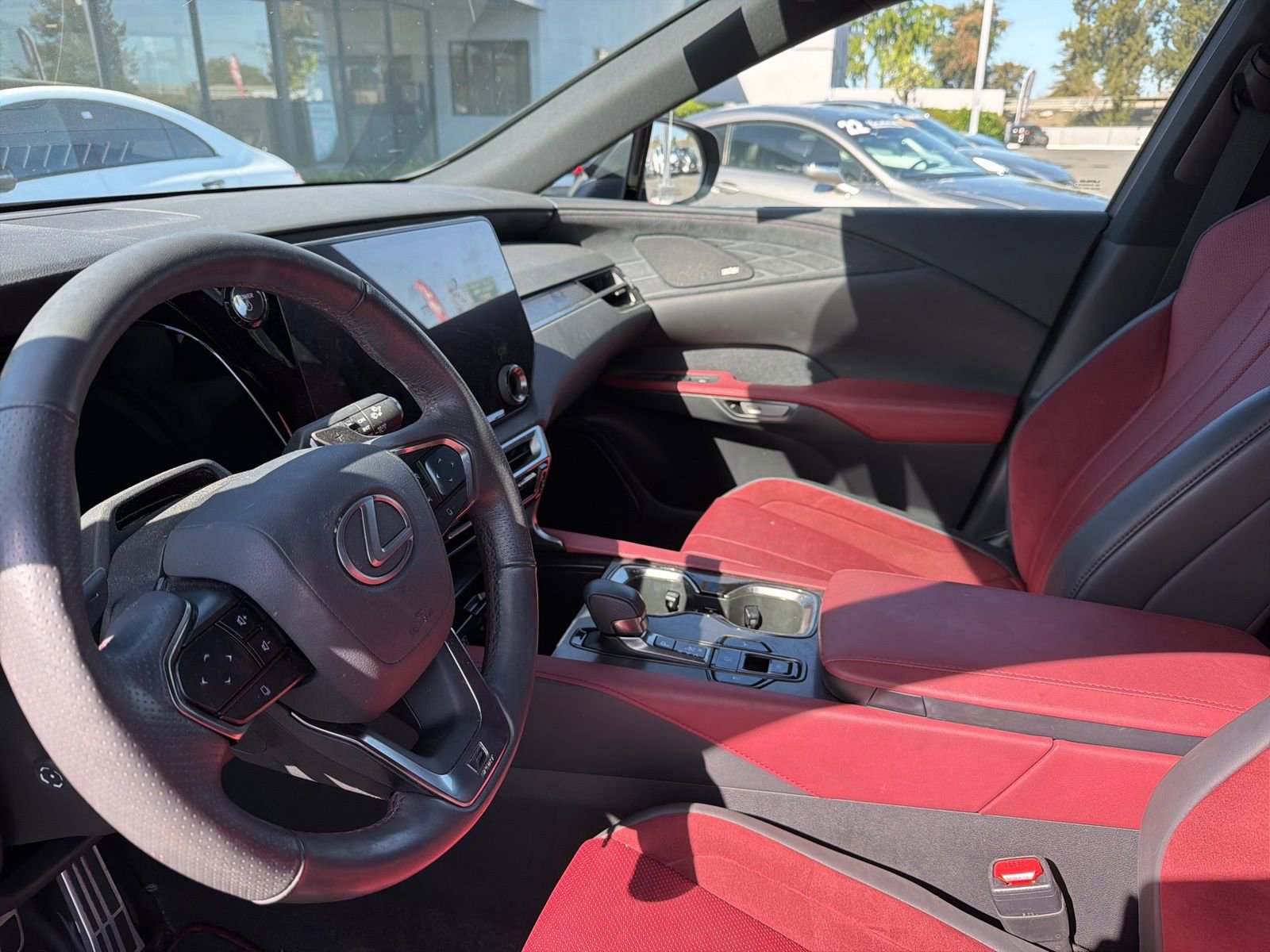 Used 2024 Lexus RX 500h F Sport w/ Convenience Package image 7