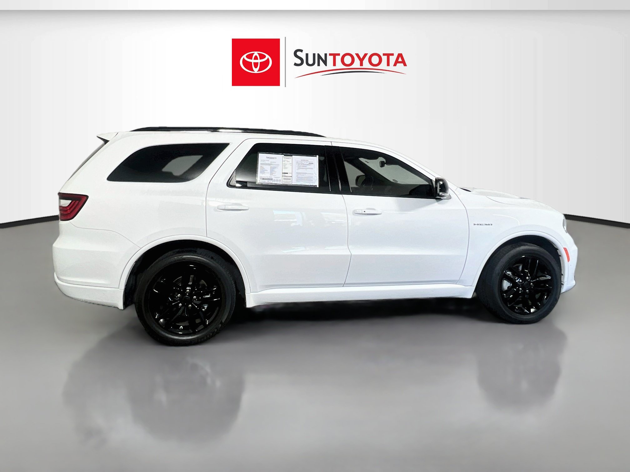 Used 2025 Dodge Durango R/T AWD/4WD image 2