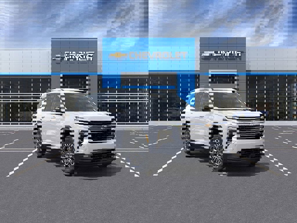 New 2026 Chevrolet Traverse LT w/ Driver Confidence Package image 1