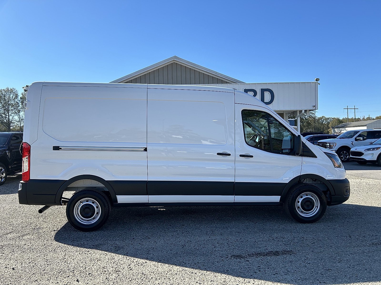 New 2026 Ford Transit 250 148 Medium Roof RWD image 3