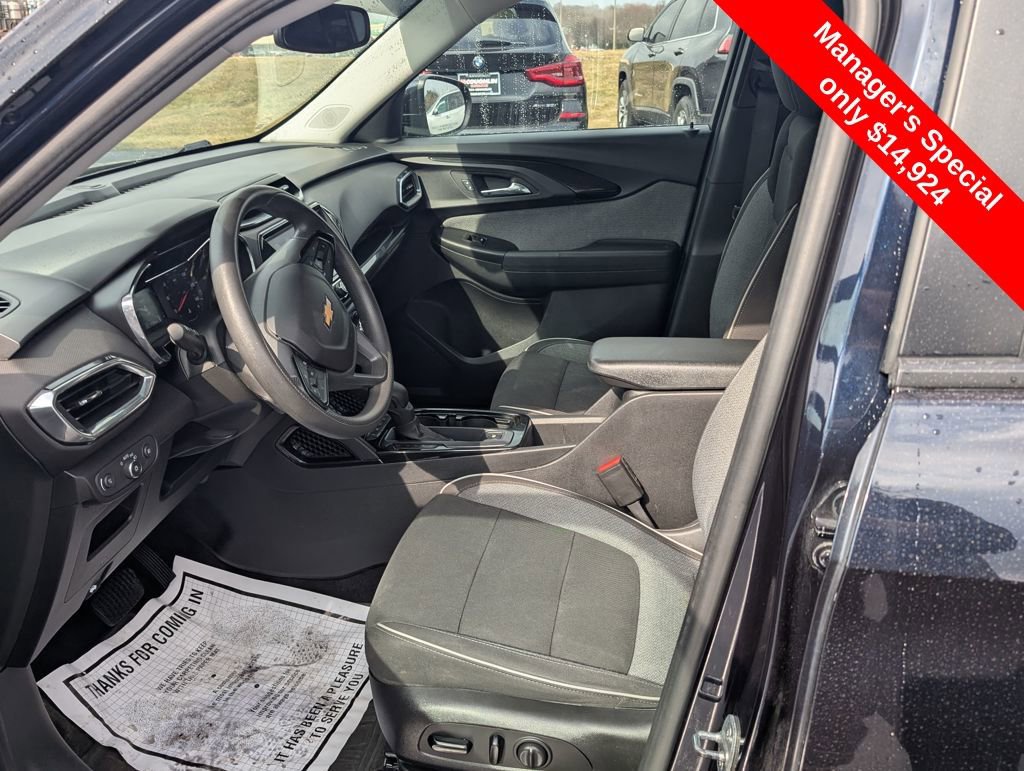 Used 2021 Chevrolet TrailBlazer LT w/ Convenience Package image 13
