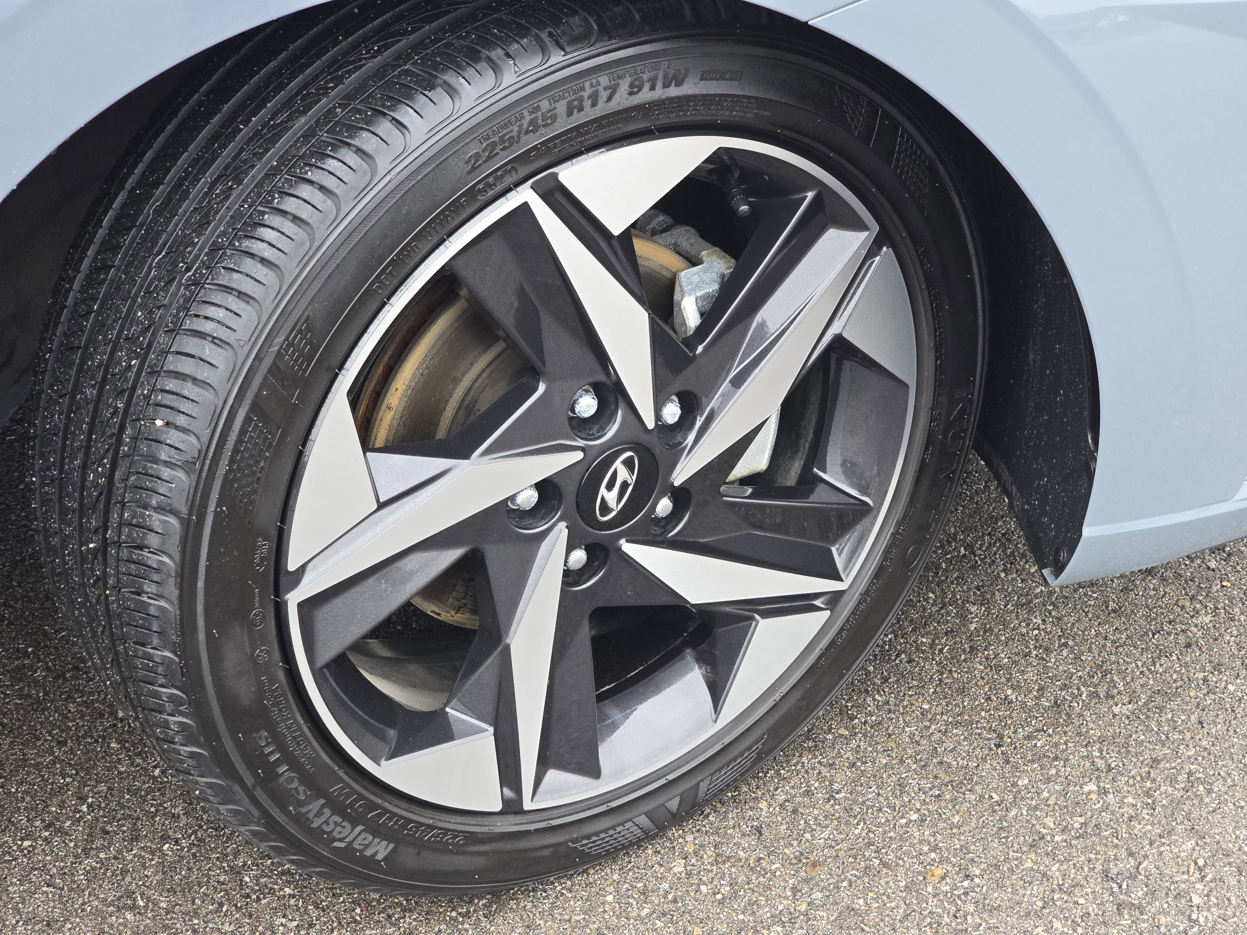 Used 2022 Hyundai Elantra Limited w/ Cargo Package image 13