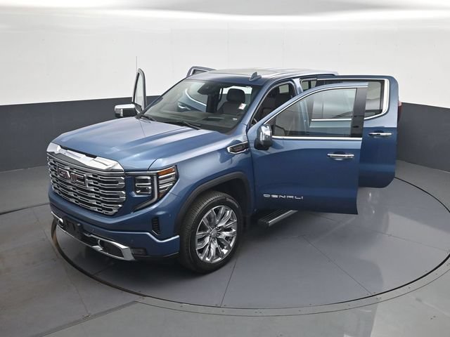 Certified 2025 GMC Sierra 1500 Denali w/ Denali Reserve Package AWD/4WD image 30