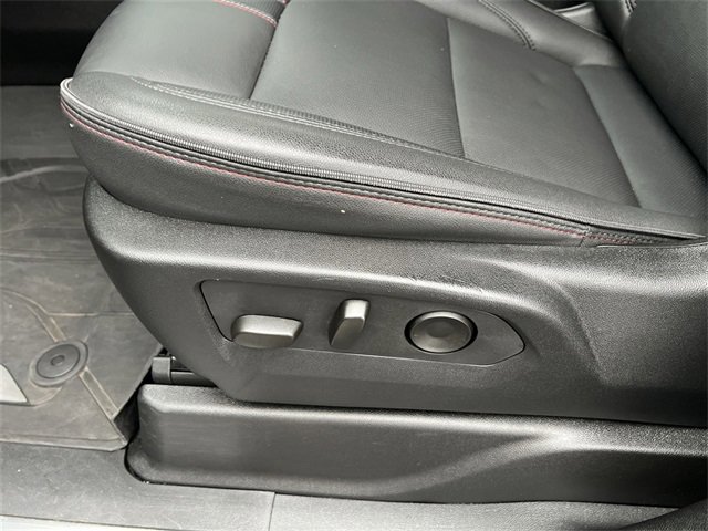 Used 2025 Chevrolet Tahoe RST image 14