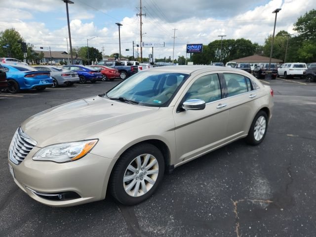 Used 2014 Chrysler 200 Limited FWD image 6