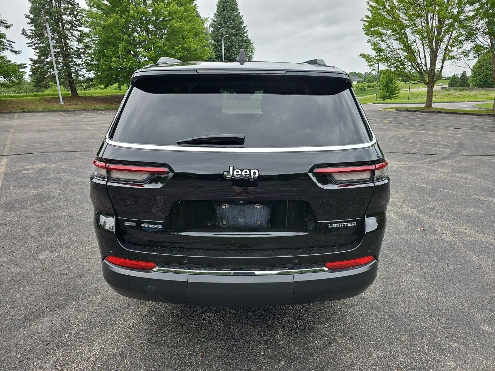 Used 2021 Jeep Grand Cherokee L Limited AWD/4WD image 5