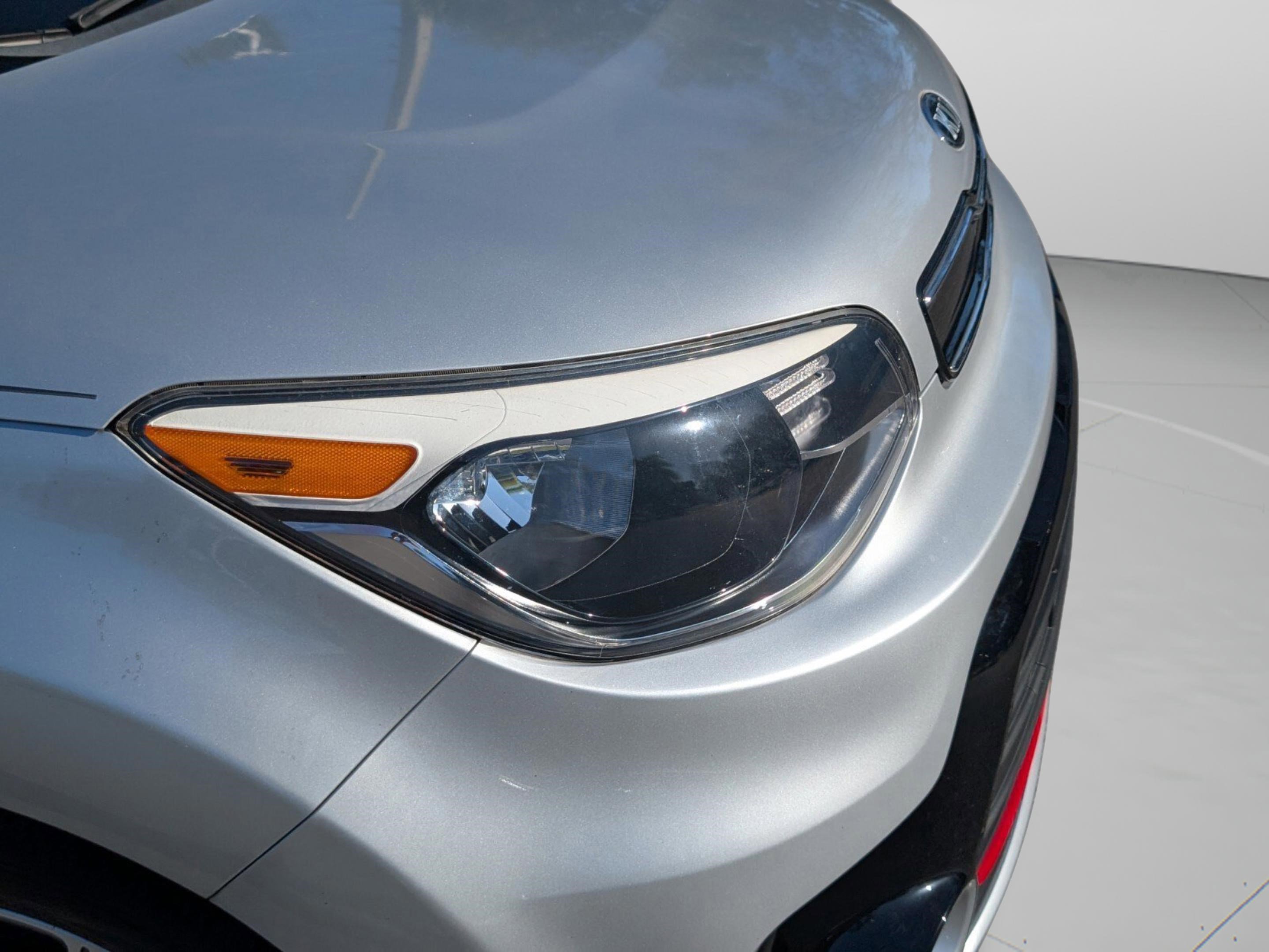 Used 2018 Kia Soul ! image 10