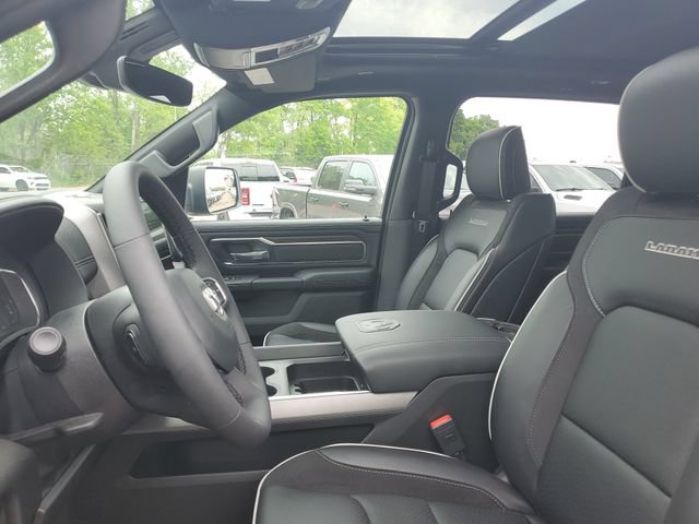 New 2026 RAM 1500 Laramie w/ Night Edition AWD/4WD image 17