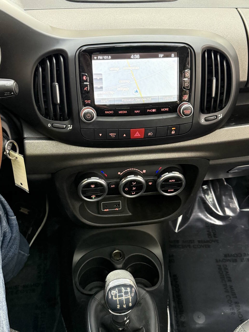 Used 2016 FIAT 500L Trekking FWD image 28