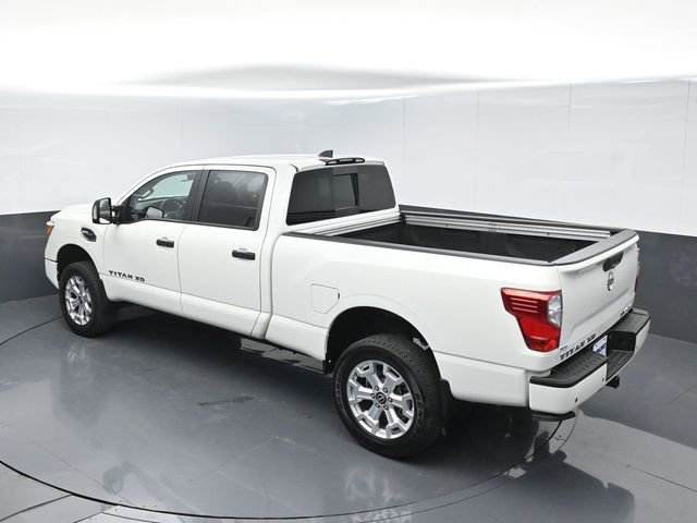 Used 2024 Nissan Titan SV w/ SV Convenience Package image 43