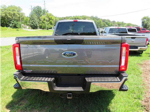 Used 2025 Ford F350 XLT AWD/4WD image 17