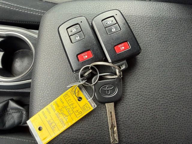 Used 2022 Toyota Tacoma TRD Off-Road w/ Technology Package image 46