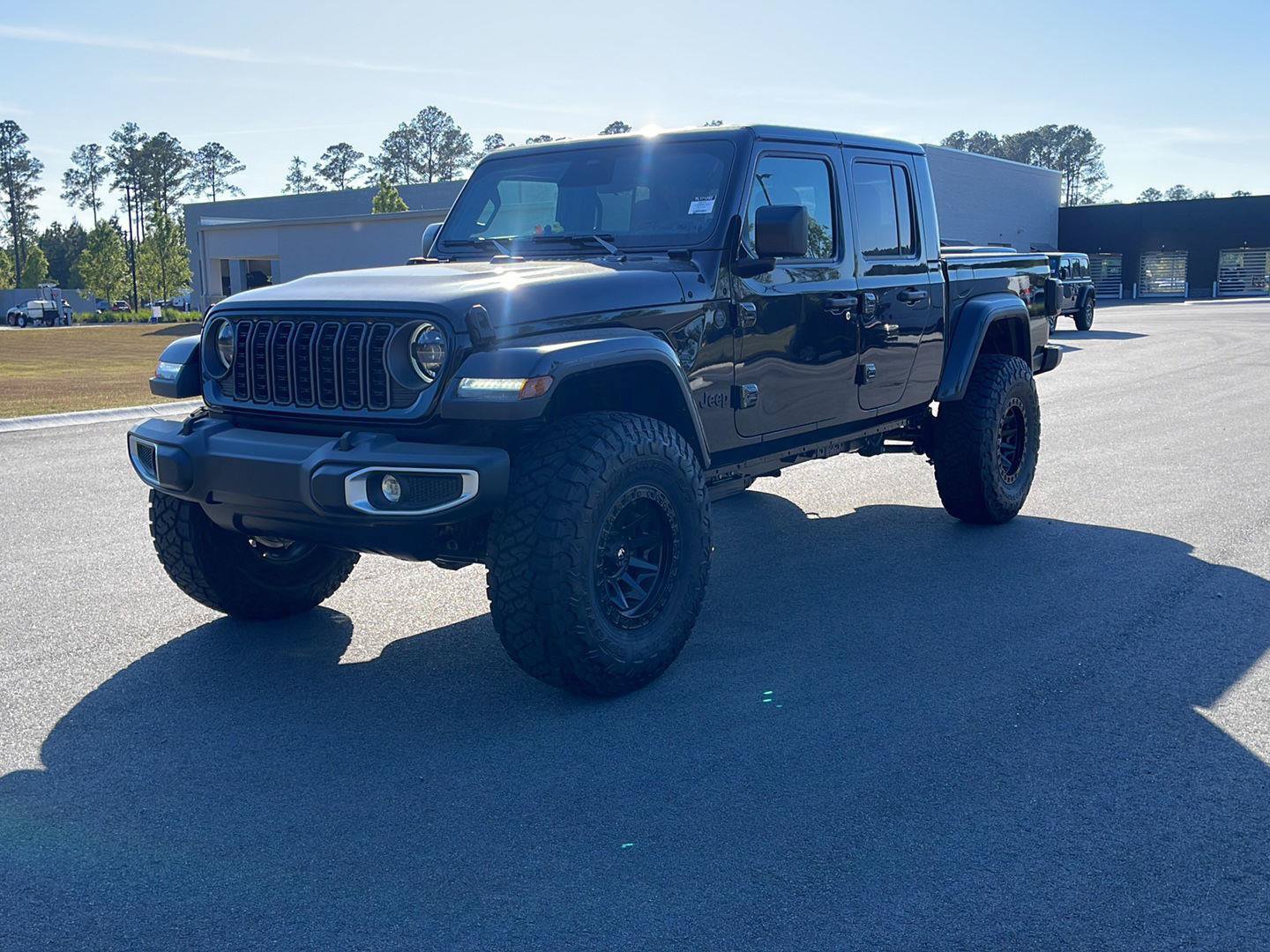 New 2026 Jeep Gladiator Sport AWD/4WD image 3
