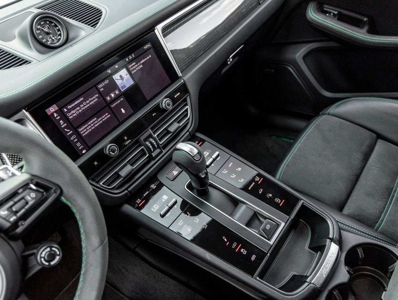 Used 2023 Porsche Macan GTS image 73