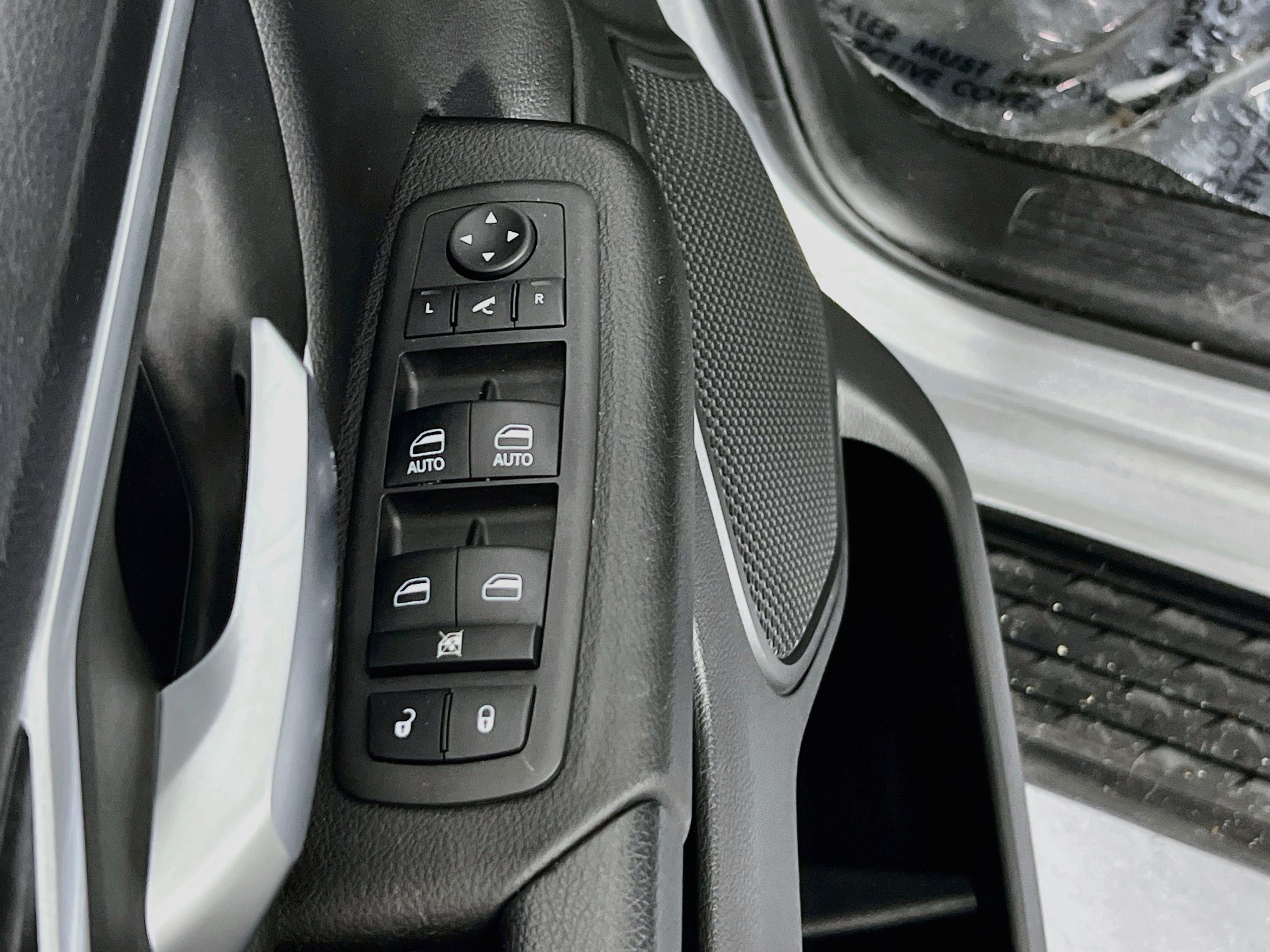 Used 2023 RAM 1500 Big Horn AWD/4WD image 18
