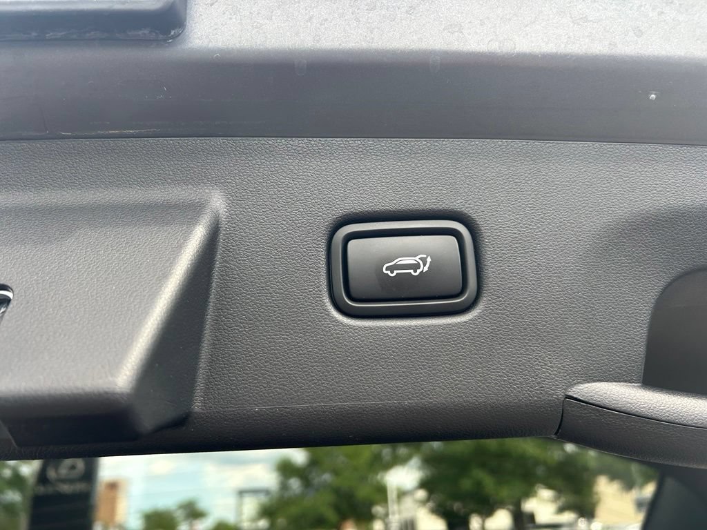 Used 2025 Hyundai Tucson Limited AWD/4WD image 19