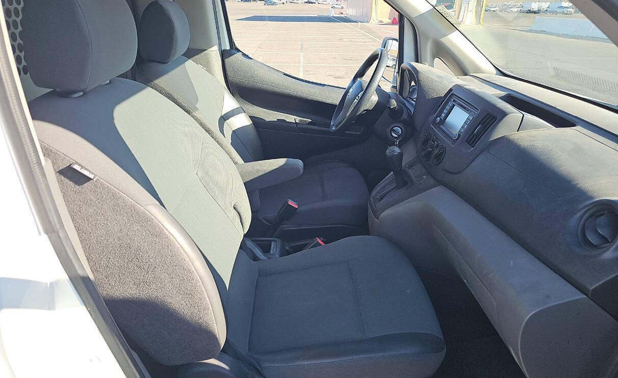 Used 2019 Nissan NV200 SV w/ Navigation Package FWD image 11
