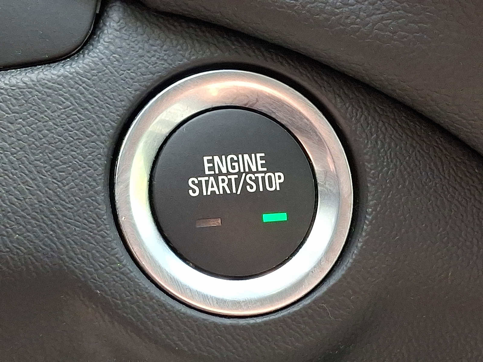 Used 2023 Chevrolet Equinox LT AWD/4WD image 23