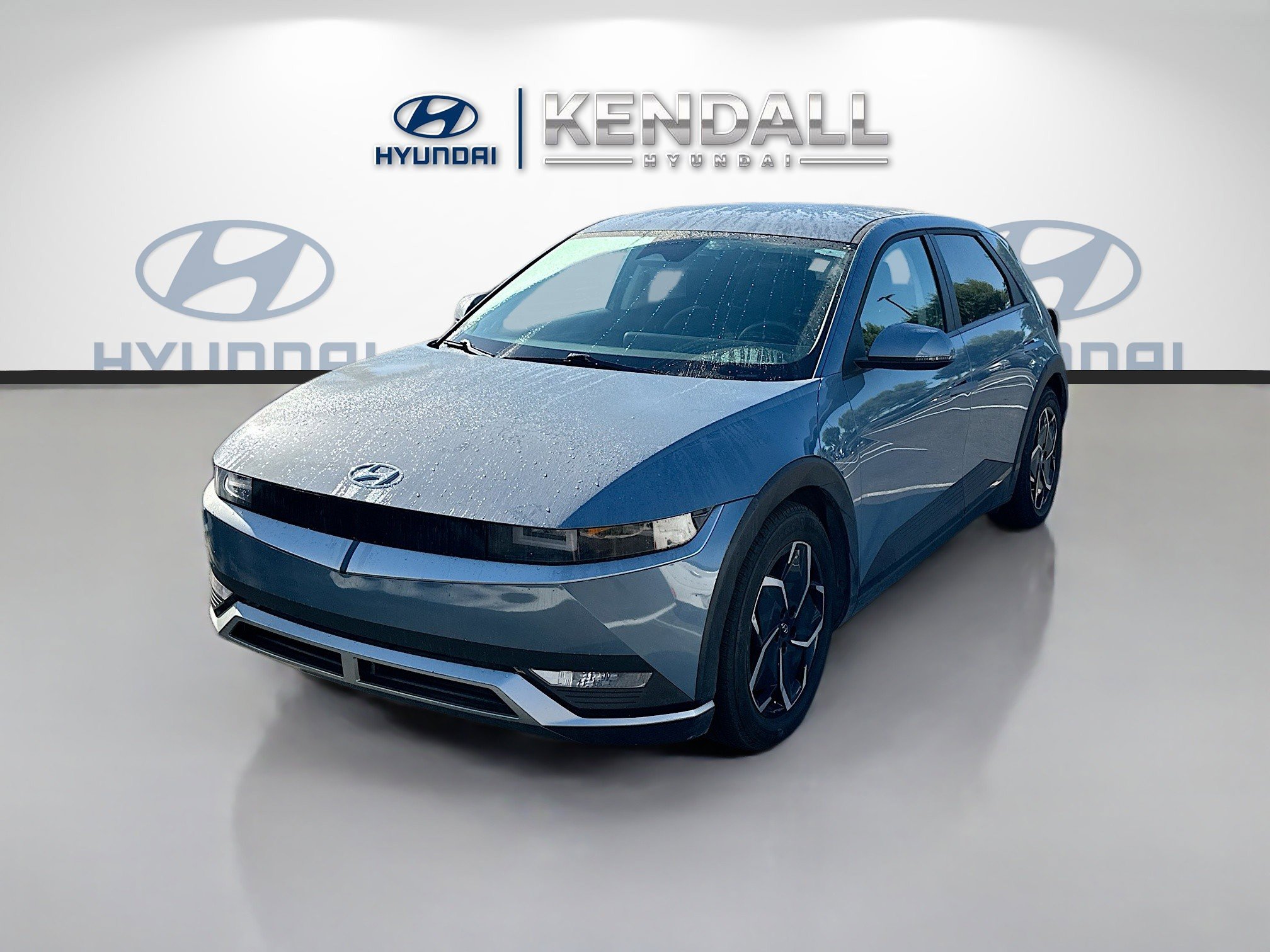 Used 2022 Hyundai Ioniq 5 SE w/ Cargo Package image 3