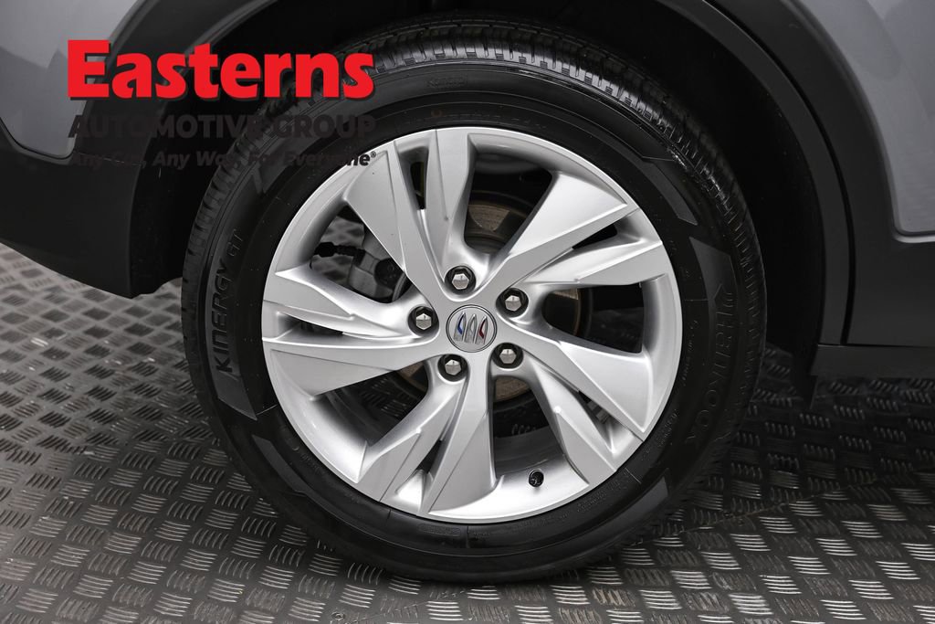 Used 2025 Buick Encore GX Preferred image 30