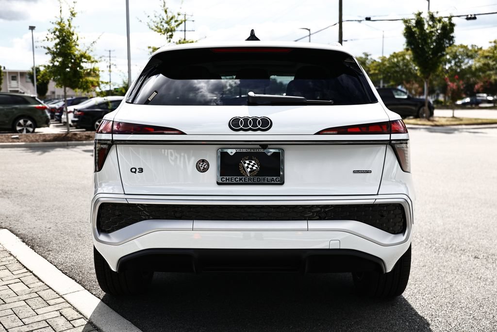 New 2026 Audi Q3 quattro 2.0T AWD/4WD image 10