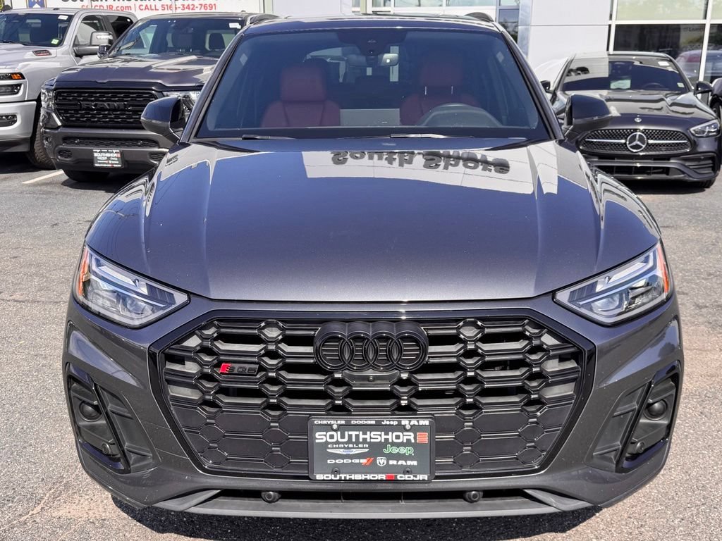 Used 2024 Audi SQ5 Premium Plus w/ Premium Plus Package AWD/4WD image 3