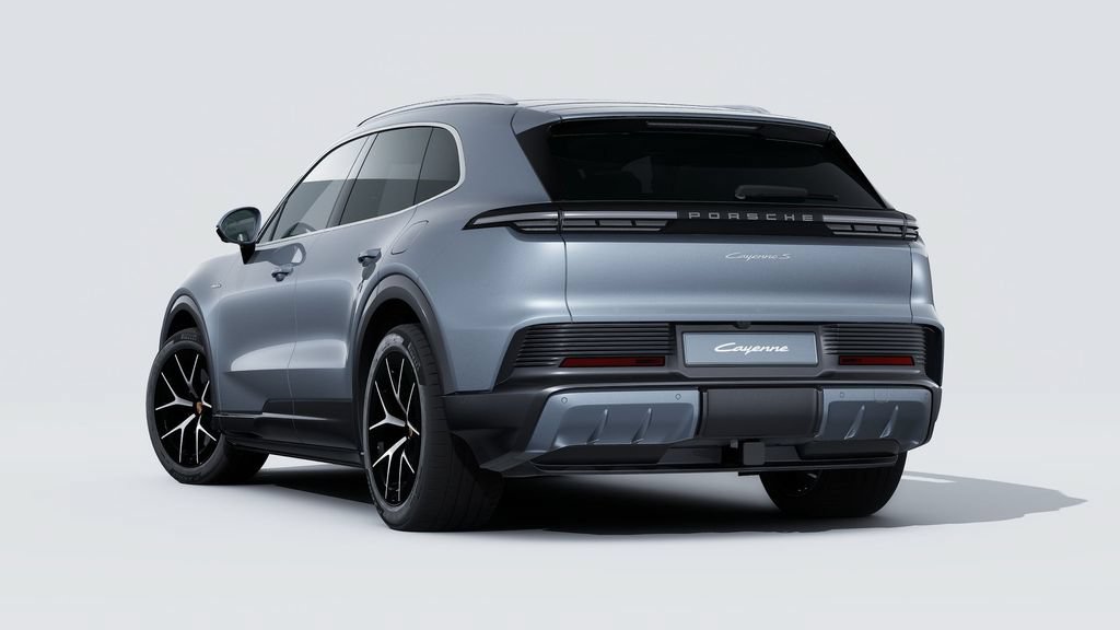 New 2026 Porsche Cayenne S AWD/4WD image 3