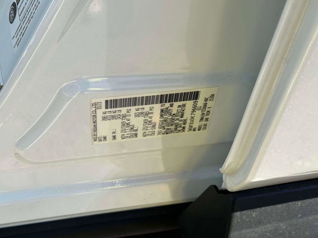 Used 2023 Nissan Rogue SL w/ SL Premium Package image 18