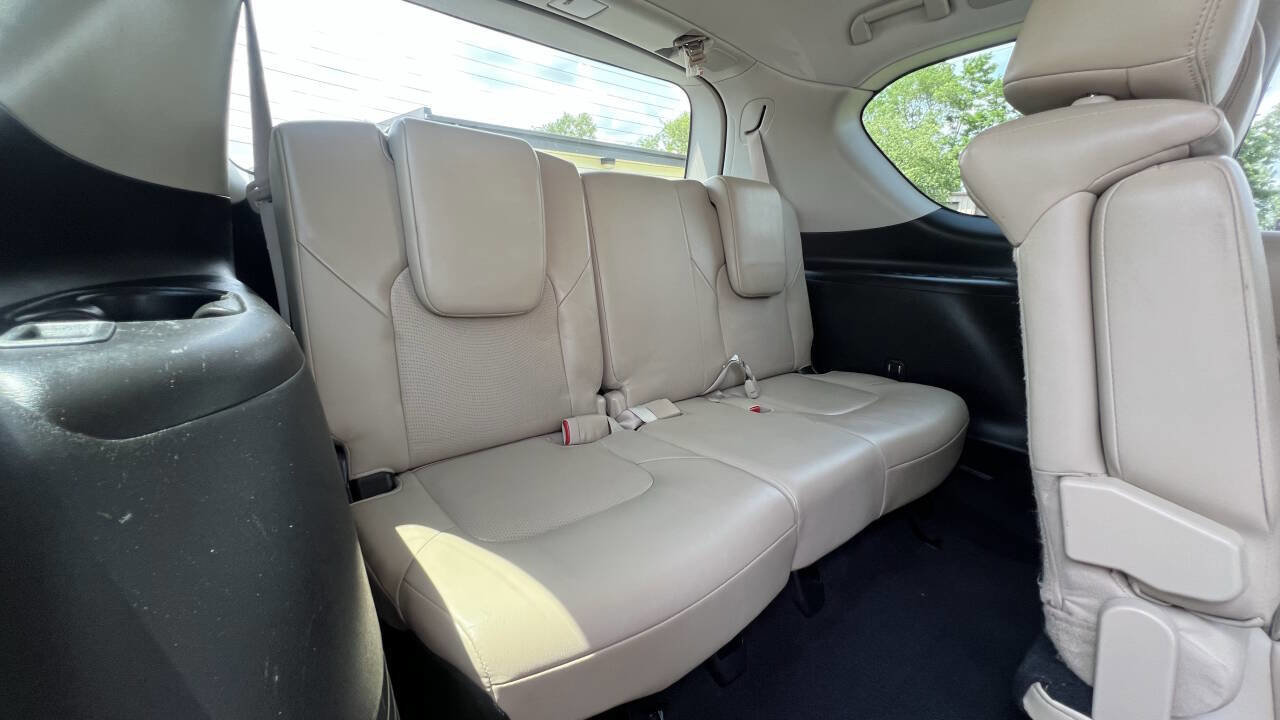 Used 2017 Nissan Armada SL image 31