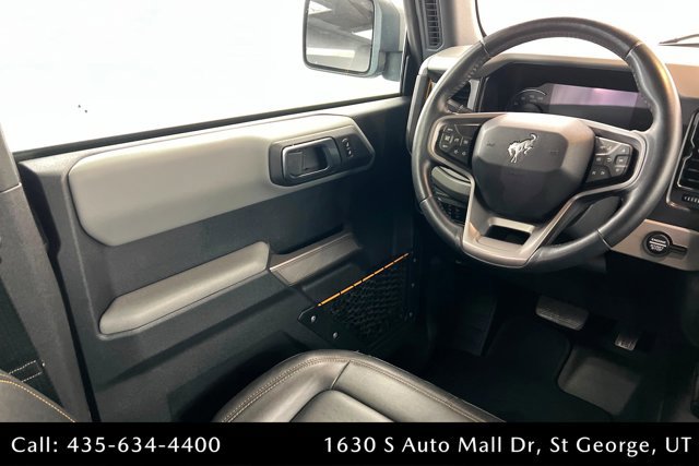 Used 2023 Ford Bronco Badlands w/ Sasquatch Package AWD/4WD image 11