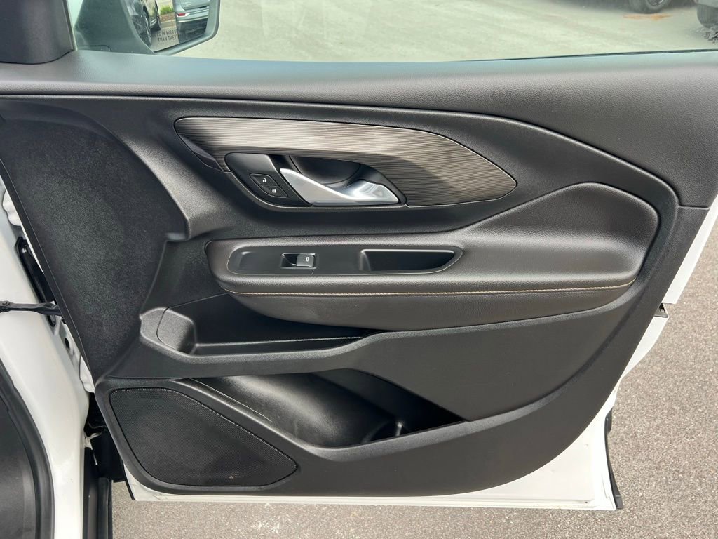 Used 2020 GMC Terrain SLT image 26