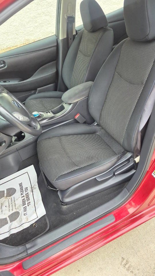 Used 2014 Nissan Leaf S image 35