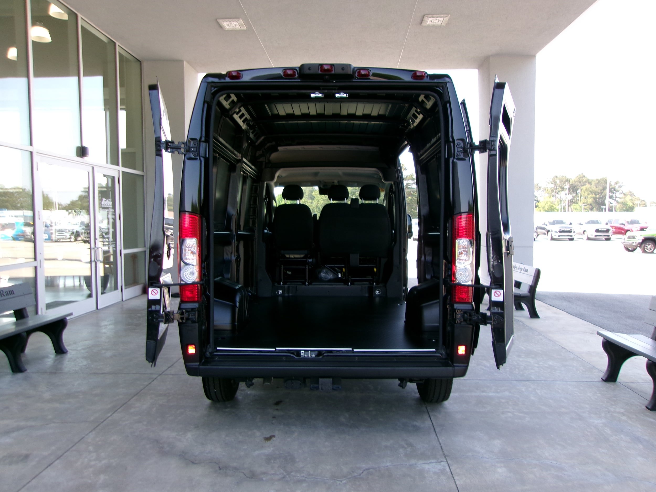 New 2026 RAM ProMaster 2500 FWD image 23