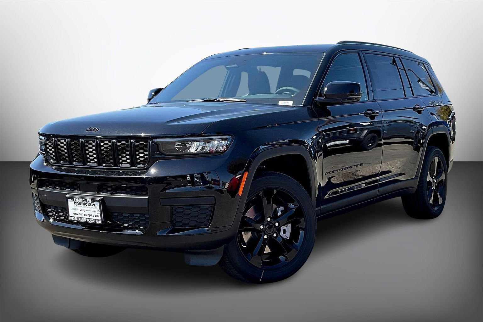 New 2025 Jeep Grand Cherokee L Altitude image 2