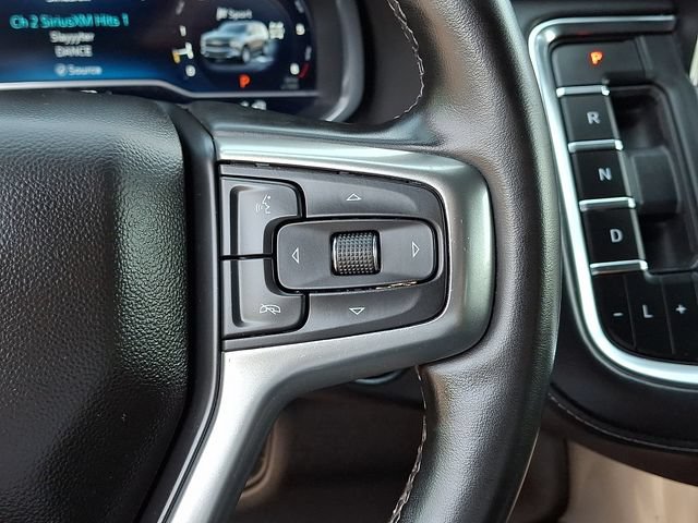 Used 2023 Chevrolet Tahoe Z71 w/ Luxury Package AWD/4WD image 25