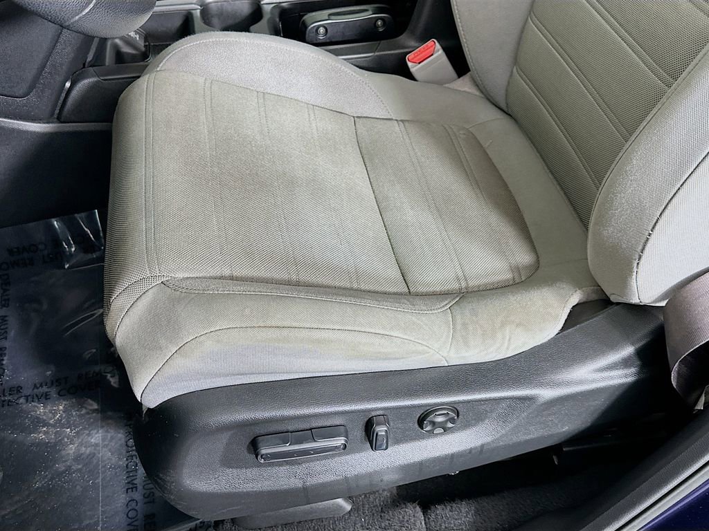 Used 2019 Honda CR-V EX image 26