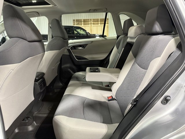 Used 2024 Toyota RAV4 XLE image 29