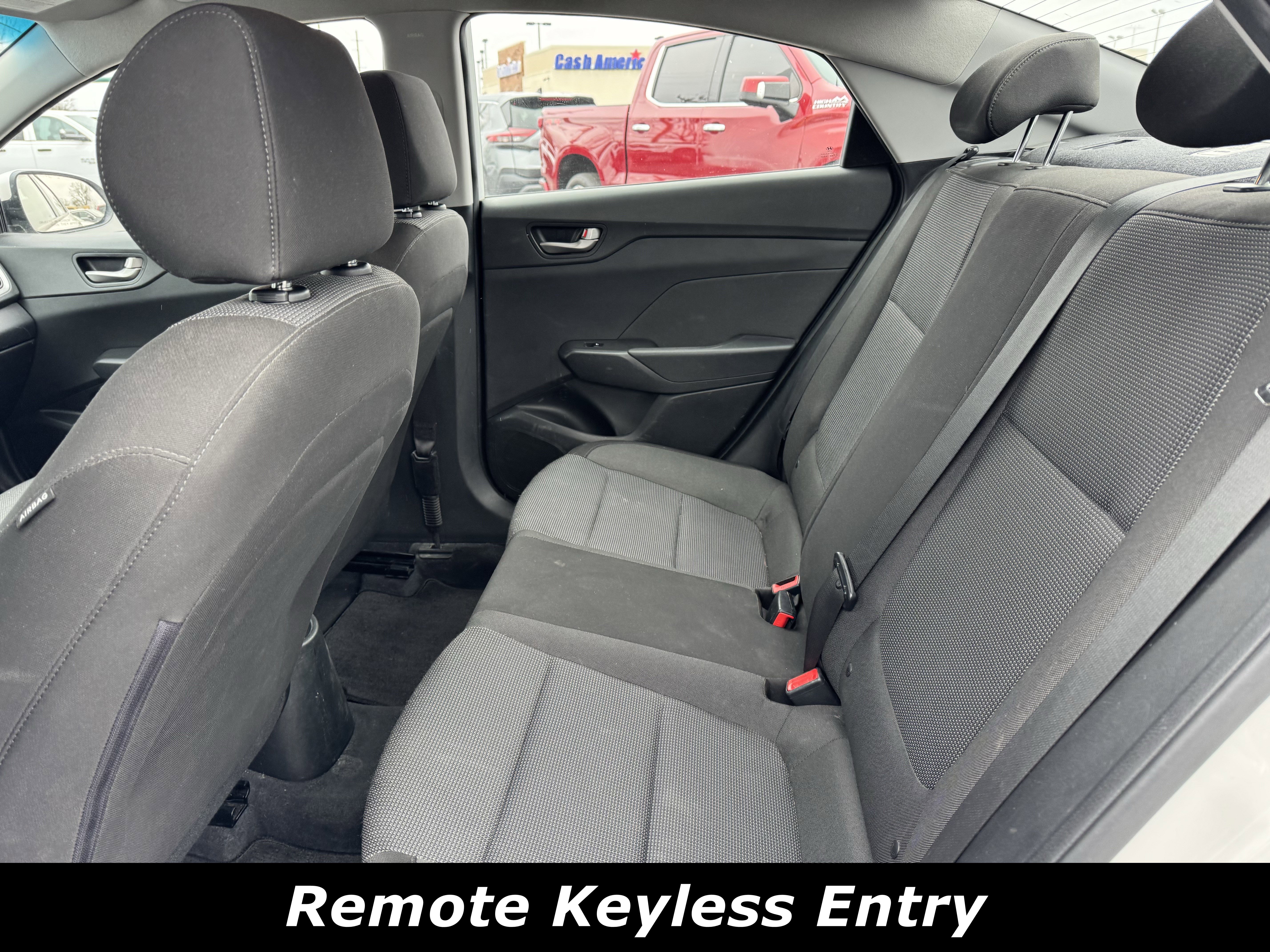 Used 2018 Hyundai Accent SE image 5