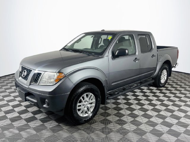 Used 2017 Nissan Frontier SV AWD/4WD image 4