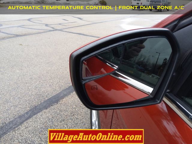 Used 2019 Ford Escape SEL image 11