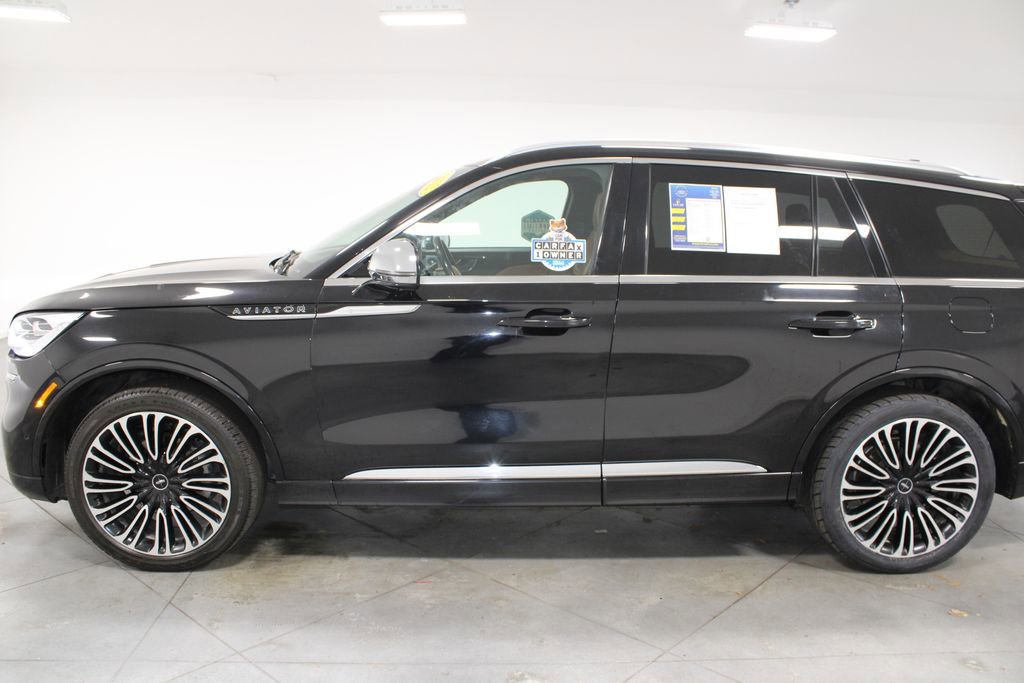 Used 2022 Lincoln Aviator Black Label w/ Class IV Trailer Tow Package image 6